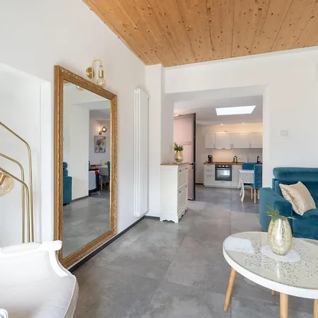 ヴィラ Lora Villa, With View オッスッチョ