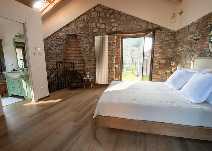 Lora Villa, With View Villa *