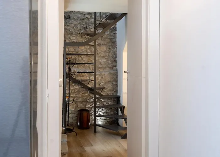 Lora Luxury Villa , With Lake View *