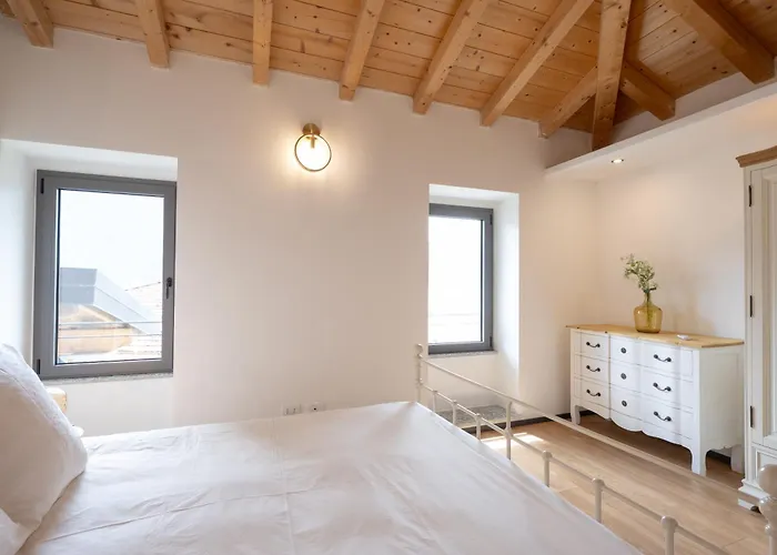 Lora Villa, With View וילה *