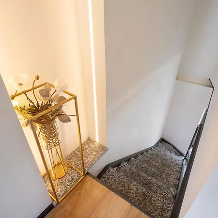 Villa Lora Villa, With View Ossuccio